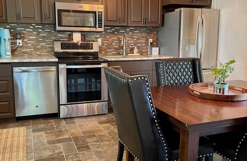 Shakespeare Apartment | Private Getaway | Stratford 10min | Spa Add-on Options
