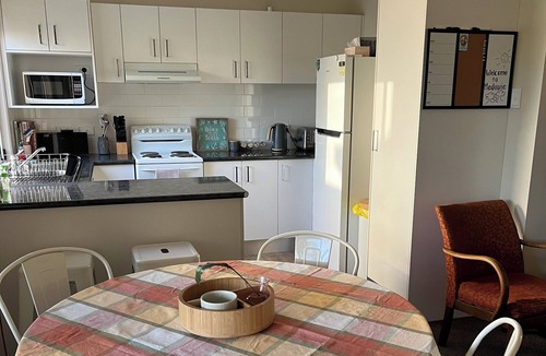 Medowie Cottage | Private granny flat