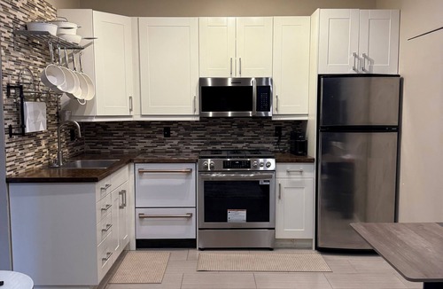 Agoura Hills Apartment | Private Guest House Suite located in a Cul-de-sac neighborhood of Agoura Hills
