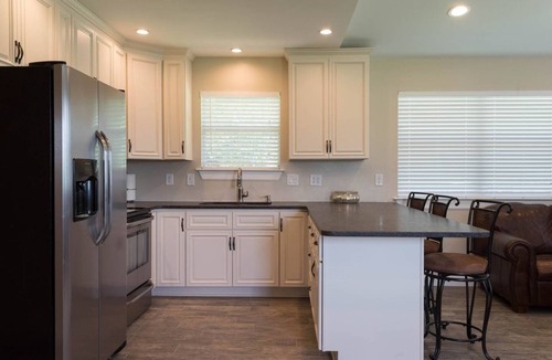 Brushy Bend Park House | Private Guest House on 3 acres