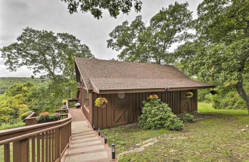 Montville House | Private Guest House w/Deck + Spectacular Views!