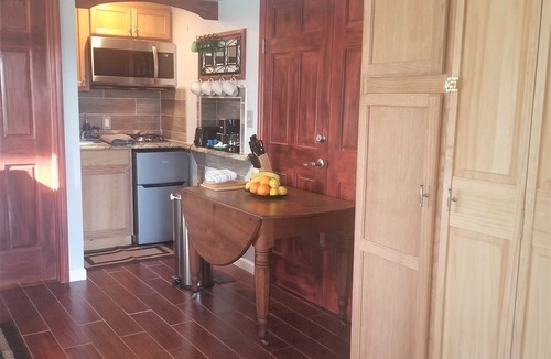 Hamlin Apartment | Private Guest Studio