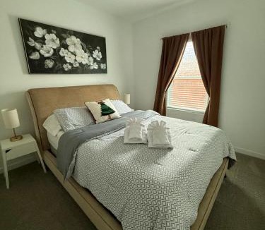 Wheatland House | Private Guest Suite, 7 miles from Hard Rock