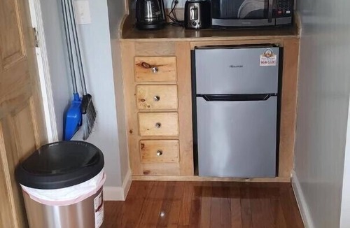 Hamlin House | Private Guest Suite