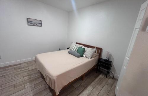 Casselberry House | Private Guesthouse