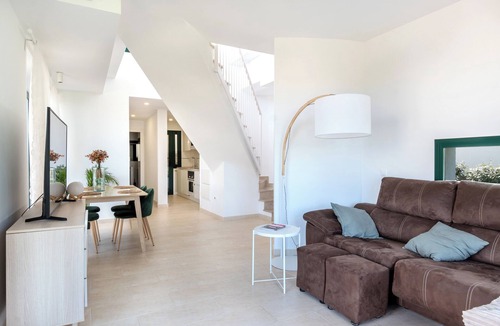 Bonmont Terres Noves House | Private House with Views and Exclusivity