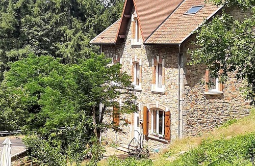 La Monnerie-le-Montel Bed & Breakfast | Private homestay
