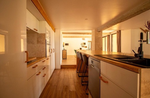 Pallanne Villa | Private hamlet with 3 houses, inside heated pool & 2 jacuzzis