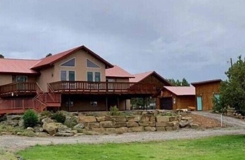 Bayfield House | Private Haven+5 Acres+Sprawling Yards+Spectacular Waterfall Koi Pond! 3BR/2Bath