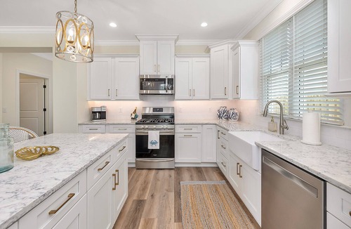 Saint Simons Heights House | Private Heated Pool, Close to Beaches, Restaurants & Shopping!