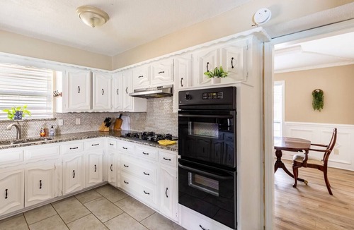 Garland House | Private Heated Pool & Pet-Friendly Family Retreat Near Dallas Attractions