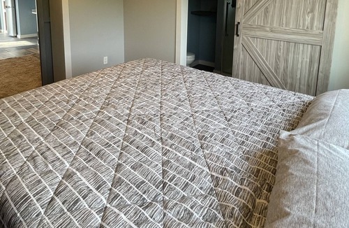 Bellingham Apartment | Private Hidden Gem