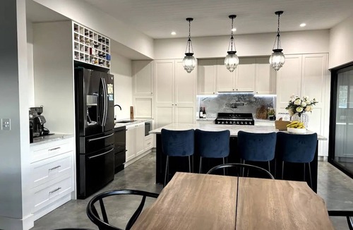 Fernvale House | Private Hidden Valley - HotSpa/Resort Pool