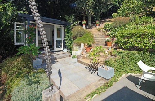 Palm Beach House | Private Hideaway above Little Palm beach