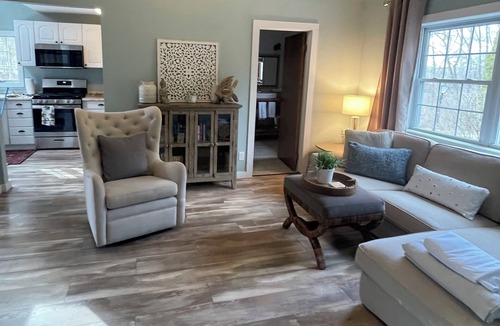 Canandaigua Cottage | Private hideaway close to everything with lake access.