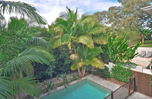 Tewantin House | Private Hideaway in Tewantin