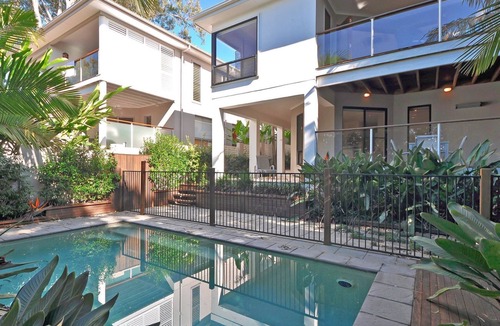 Tewantin House | Private Hideaway in Tewantin