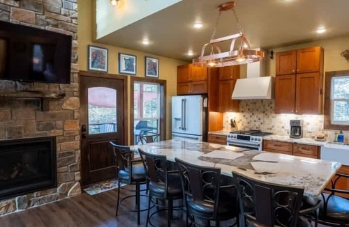 Eureka Springs House | Private Hiking Trails, Pet Friendly, View, Privacy