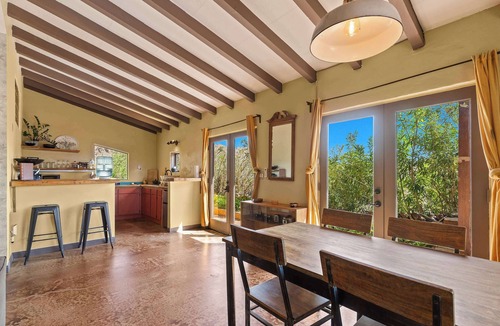 Morongo Valley House | Private Hilltop Getaway by Navigate Stays