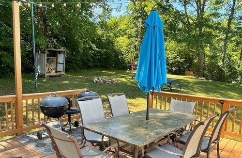 Annapolis House | Private Hippie Haven with Float Pickup Option!