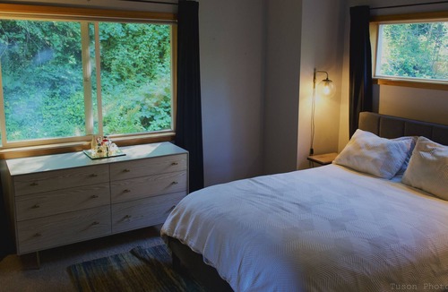 Oatfield House | Private home, 20 minutes from downtown