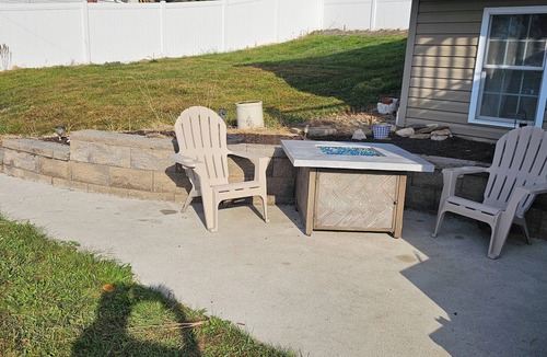 Forestville House | Private home 4 bedroom sleeps 11 fenced in yard pet friendly 24 hour security