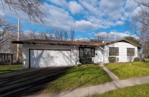 Forestview House | Private Home Awaits