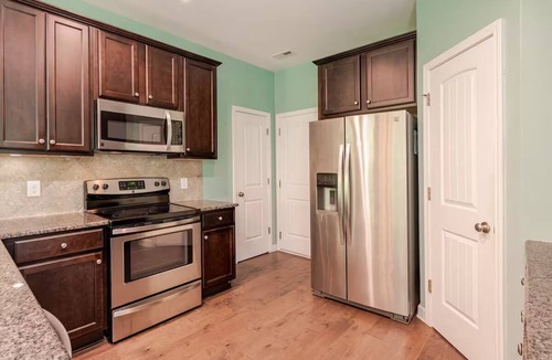 Hampstead House | Private Home Close to Topsail Beaches!
