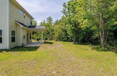Hampstead House | Private Home Close to Topsail Beaches!