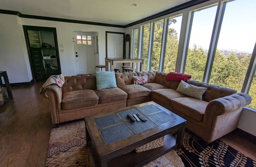 Tamalpais-Homestead Valley House | Private home+ hot tub forest hill views