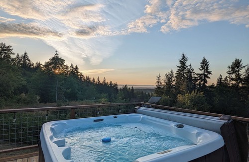 Sequim House | Private Home In the woods!