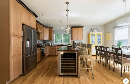 East Moriches House | Private Home minutes from Hamptons and North Fork