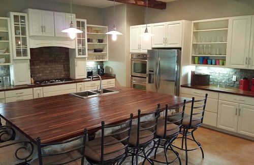 Dripping Springs House | Private Home On 2 Acres, with hot tub and firepit!