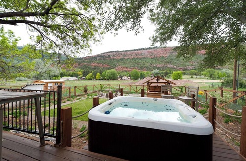 Durango House | Private home on 5 acres - 5 min. from downtown Durango - Hot Tub/Game Room