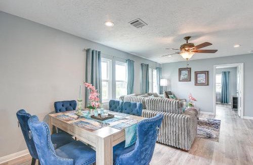 Hitchcock House | Private Home on Lagoon w/Views in Hitchcock!