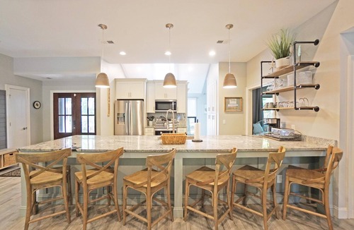 Sea Pines House | Private Home in Sea Pines - Pet Friendly