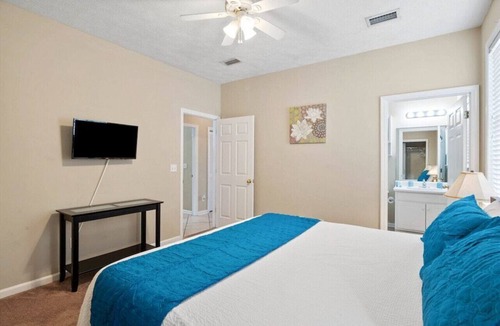 El Centro Beach House | Private Home! 7 Min Walk to Beach! 2 bed/2 bath
