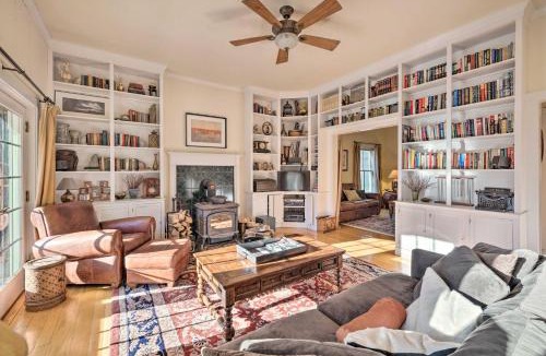 Montgomery Center House | Private Home w/Hot Tub Near Jay Peak Slopes
