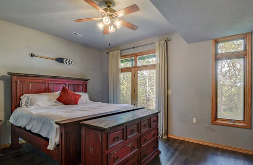 Shell Knob House | Private Home with Panoramic Table Rock Lake Shore View