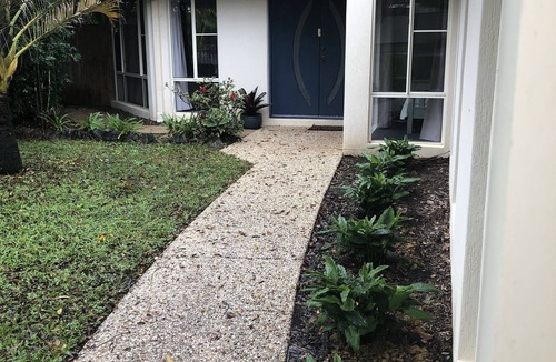 Tewantin House | Private home with pool