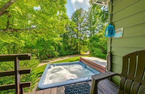 Qualla House | Private Hot Tub and Covered Deck Cozy Whittier Gem