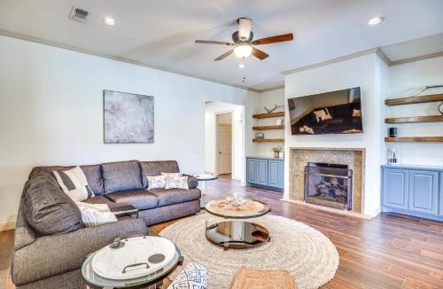 Canyon House | Private Hot Tub & Patio: Golf Retreat in Canyon!