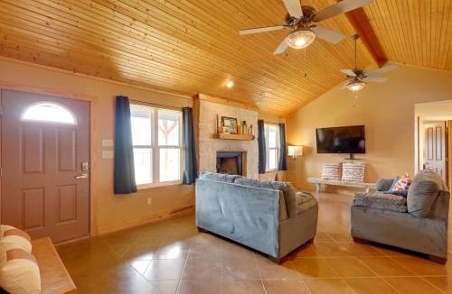 Baird House | Private Hot Tub & Pickleball Court: Baird Home!