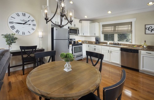 Skyland Cottage | Private Hot Tub, Quiet Setting, Spotlessly Clean Cottage