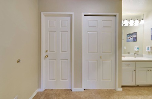 Century West Hotel | Private, hotel style suite in Bend with access to fitness center.