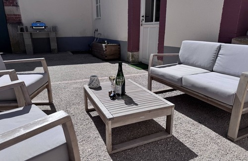 Cramant Apartment | Private House for 4 with Large Garden in Cramant, Grand Cru Champagne Village