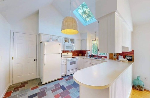 Harwich House | Private house near Long Pond and trails with kayaks, bikes, W/D, and AC