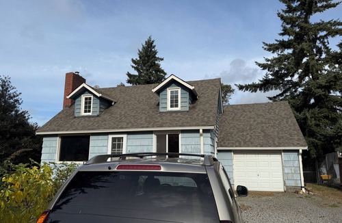 SeaTac House | Private house on a spacious lot