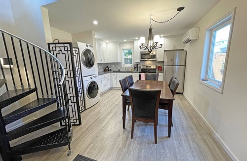 Overlook House | Private house with 3 suites. Modern, Clean & Comfortable!