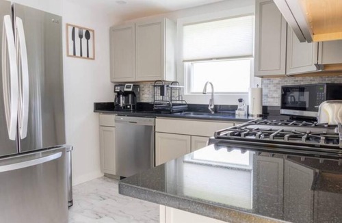 East Kingston House | Private Hudson Valley Escape